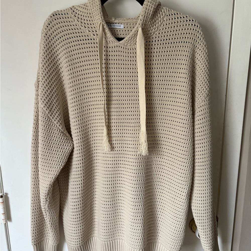 Zara Men's Cream Sweater